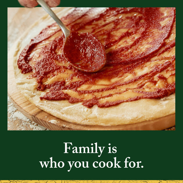 Classico Signature Recipes Traditional Pizza Sauce, 14 oz Jar