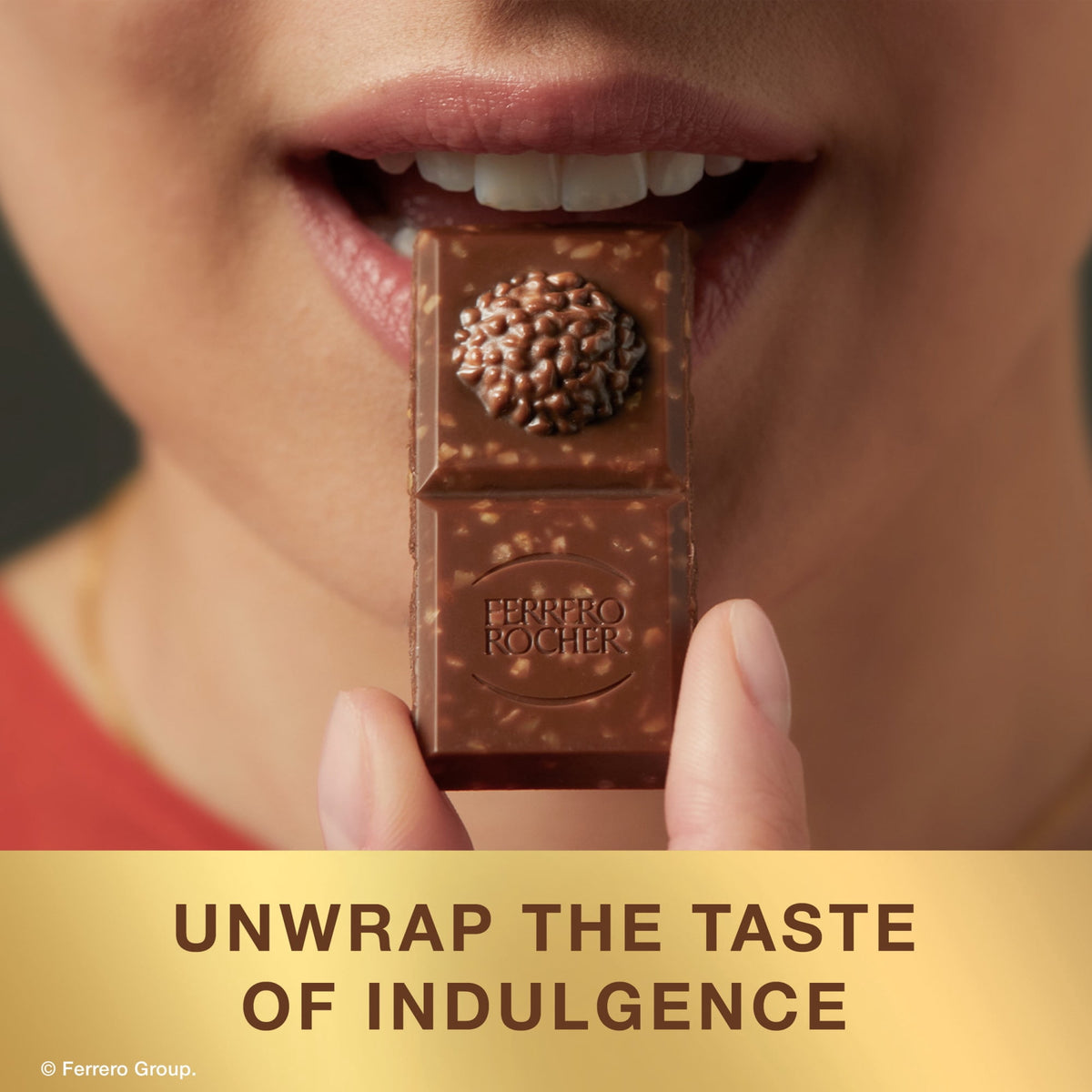 Ferrero Rocher premium chocolate bar, Milk Chocolate with Hazelnut Filling, Perfect Self Treat, 3.1 oz Each