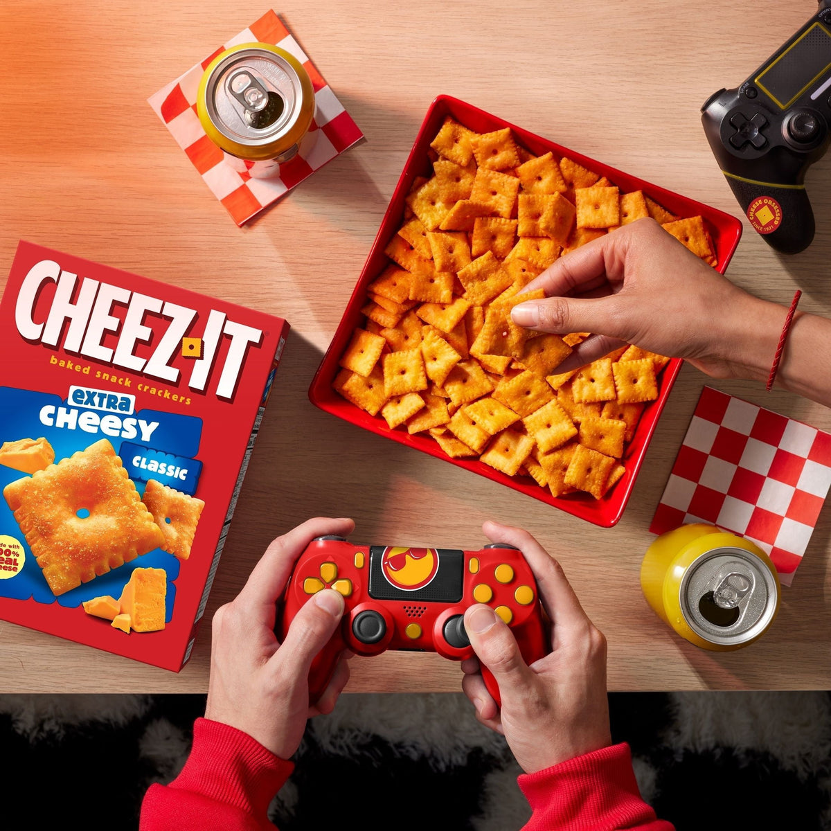 Cheez-It Extra Cheesy Cheese Crackers, Baked Snack Crackers, 12.4 oz