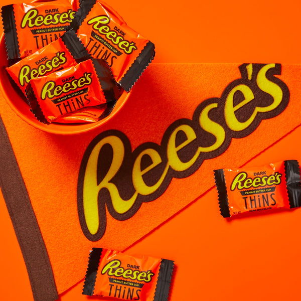 Reese's Thins Dark Chocolate Peanut Butter Cups Candy, Share Pack 7.37 oz