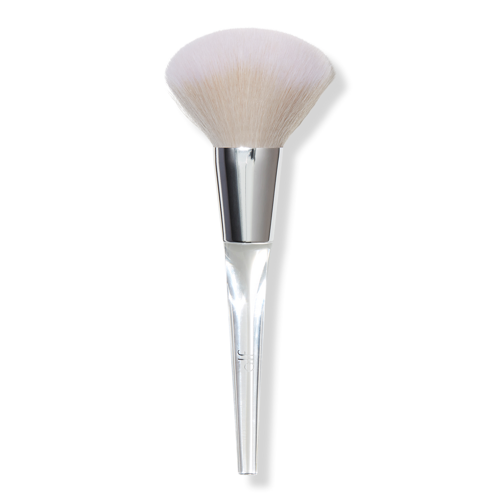 Beautifully Precise Powder Brush