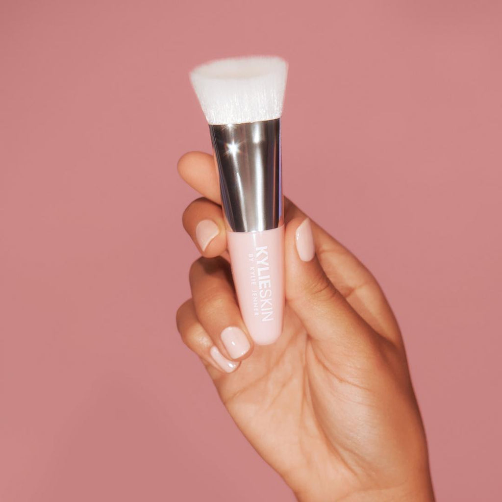 KYLIE SKIN Face Mask Brush
