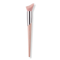 Cheek-Hugging Highlight Brush 120