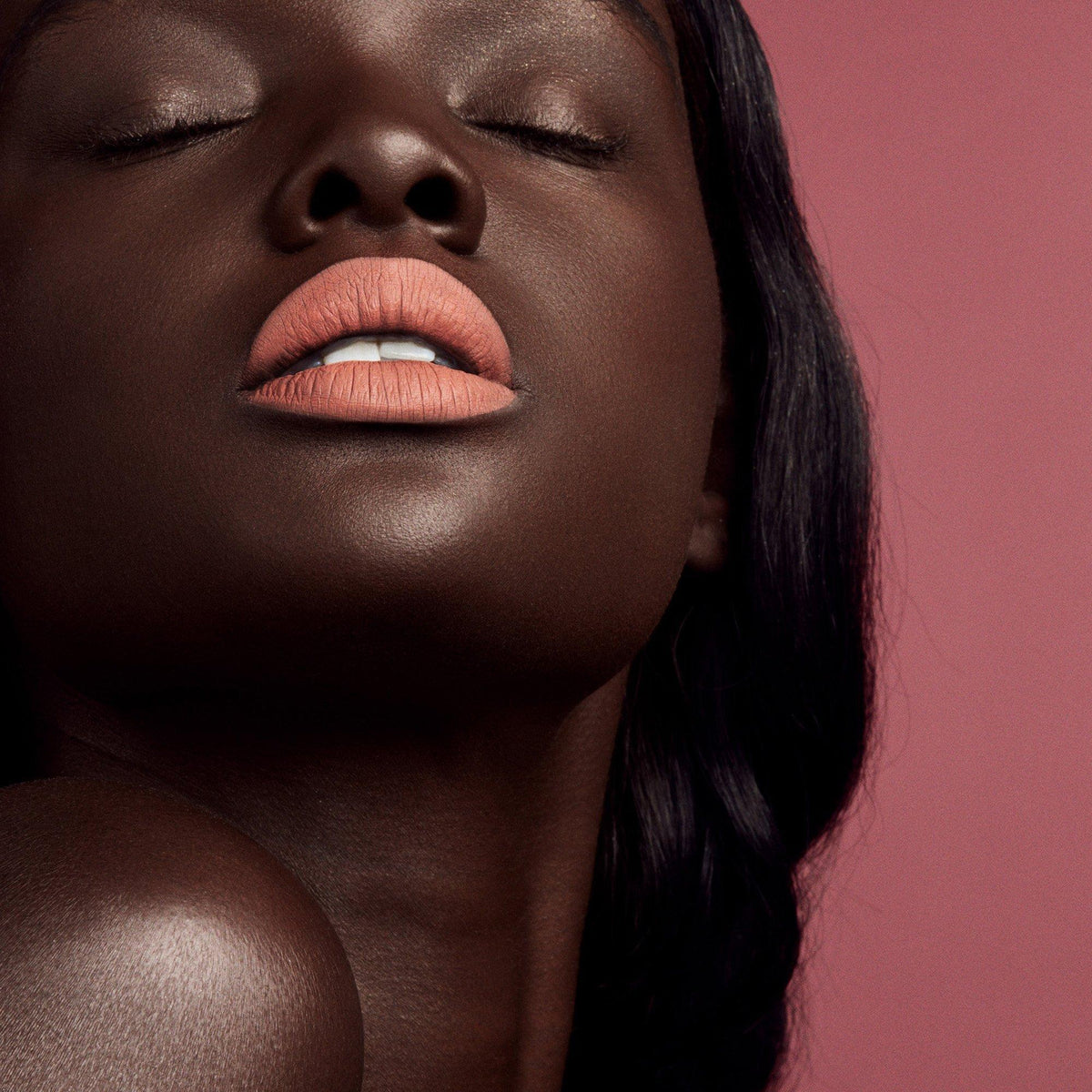 Stunna Lip Paint Longwear Fluid Lip Color