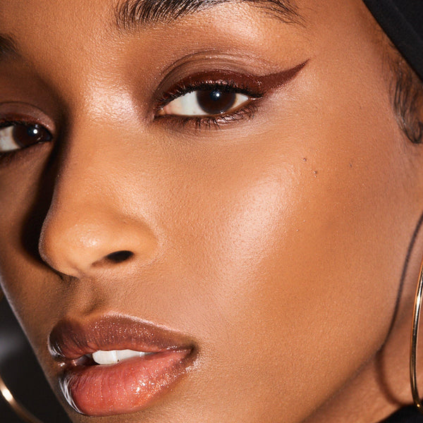Flyliner Longwear Liquid Eyeliner
