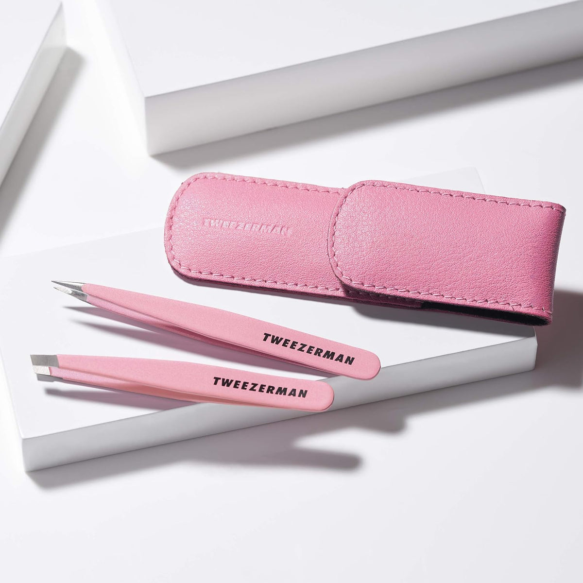Tweezerman Petite Tweeze Set for Eyebrows with Case Tea Rose