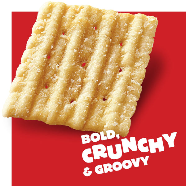 Cheez-It Grooves Sharp White Cheddar Crunchy Cheese Crackers, Snack Crackers, 17 oz