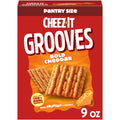 Cheez-It Grooves Bold Cheddar Cheese Crackers, Crunchy Snack Crackers, 9 oz