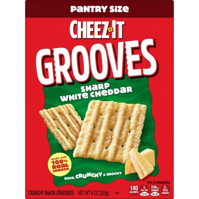 Cheez-It Grooves Sharp White Cheddar Crackers - 9oz