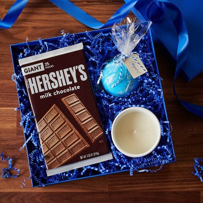 Hershey's Milk Chocolate Giant Candy Bar - 7.56oz