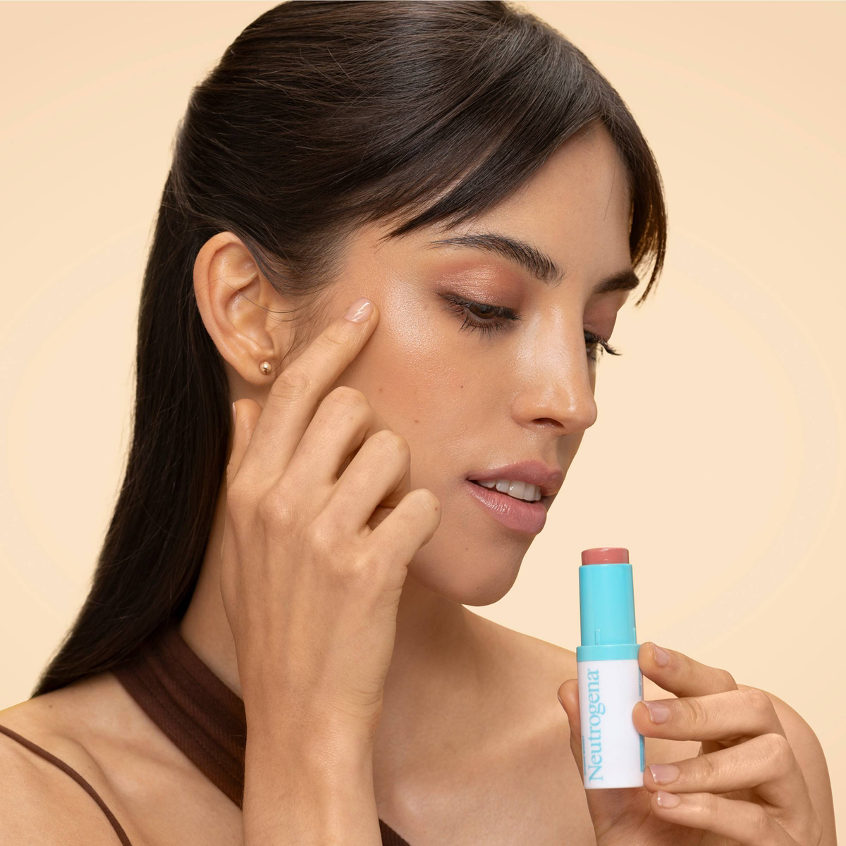 Neutrogena Hydro Boost Hydrating Multi-Use Highlighter Stick - 0.26oz