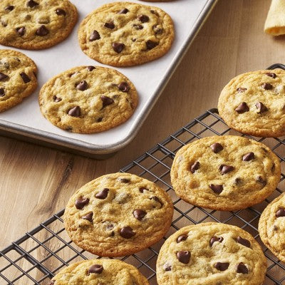 Nestle Toll House Semi-Sweet Chocolate Mini Chocolate Chips for Cookie Baking - 10oz: Gluten-Free, Sodium Free