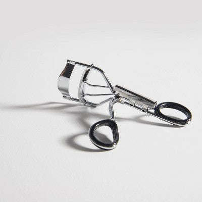 Trim Deluxe Eyelash Curler with Replacement Pad
