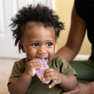 Happy Baby Organic Teethers Blueberry & Purple Carrot Gentle Teething Wafers Baby Snacks - 12ct/1.68oz