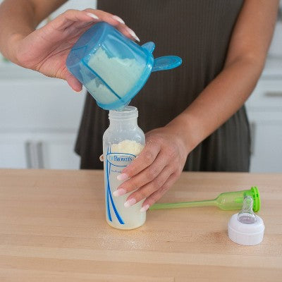 Dr. Brown's Baby Formula Dispenser with Snap on Lid for On-the-Go Feeding - 27oz
