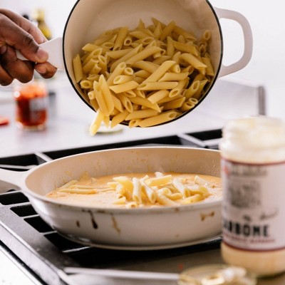 Carbone Roasted Garlic Alfredo Sauce - 15oz