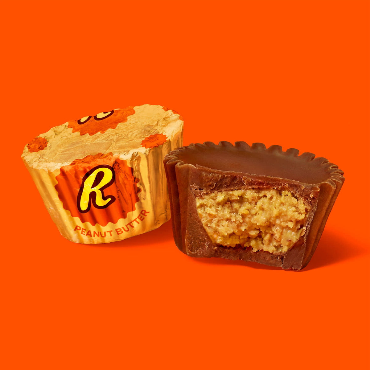 Reese's Miniatures Chocolate Peanut Butter Cups Candy, Party Pack, 30 oz